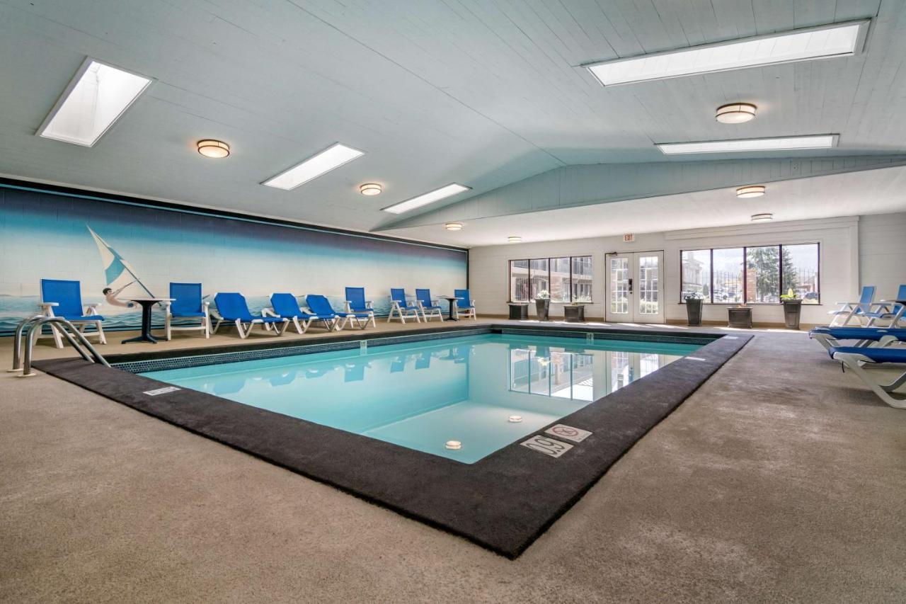 Surestay Plus Hotel By Best Western Salmon Arm Dış mekan fotoğraf